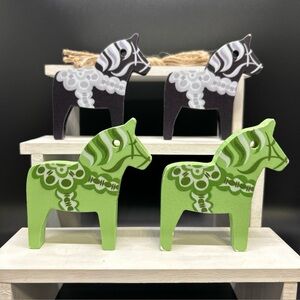 4 Wooden Horse Ornament Craft Lot Black Green Swedish Dala Nordic Scandinavian